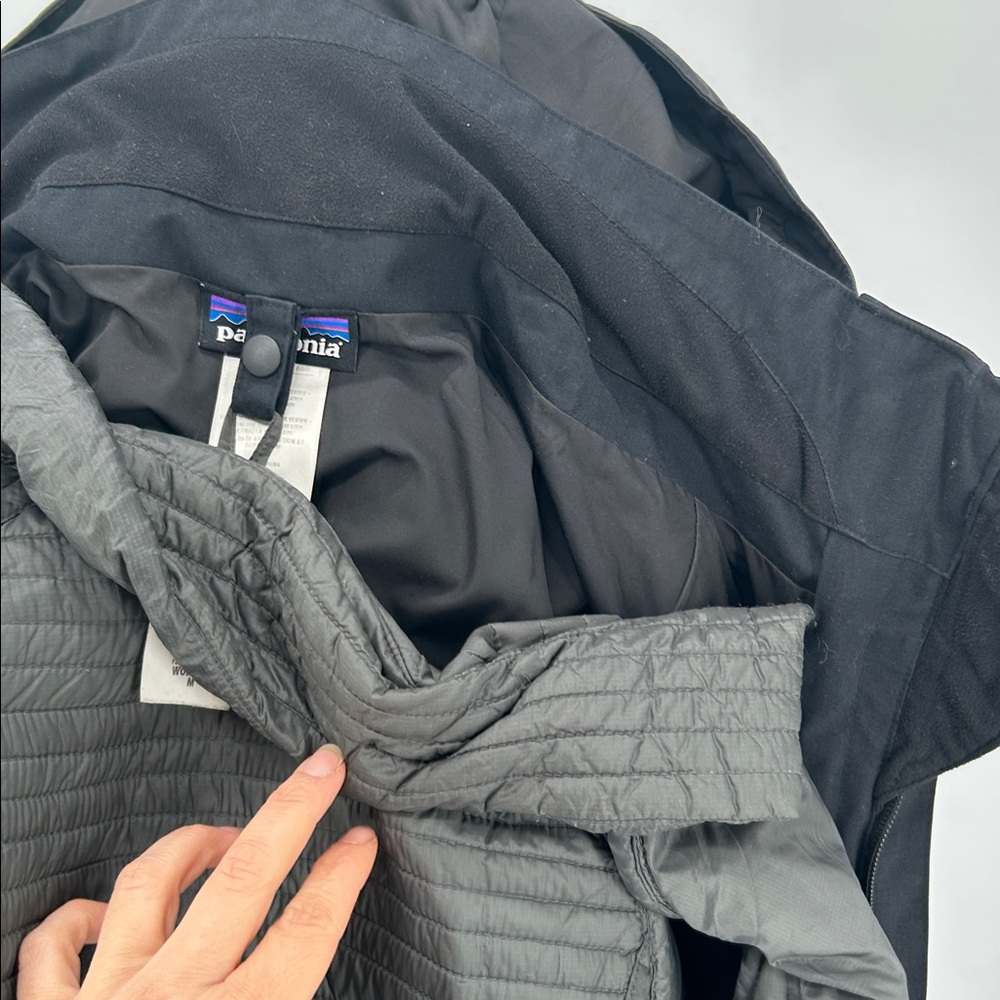 Patagonia Women's Vosque 3-in-1 Parka Black Trench Coat Size M - Picture 12 of 15